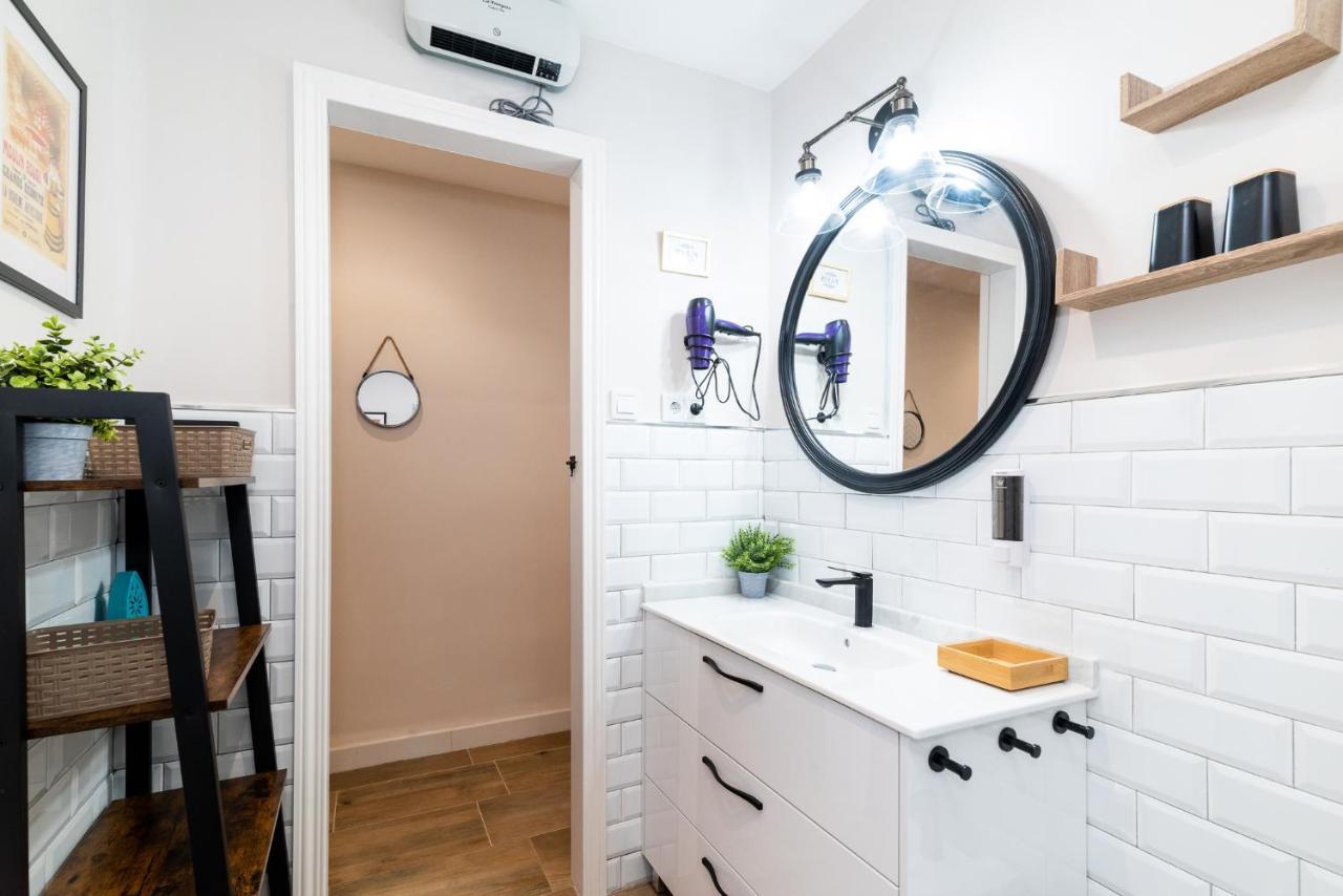 Emblematic Apartment In The Realejo Granada Luaran gambar