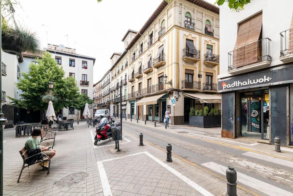 Emblematic Apartment In The Realejo Granada Luaran gambar